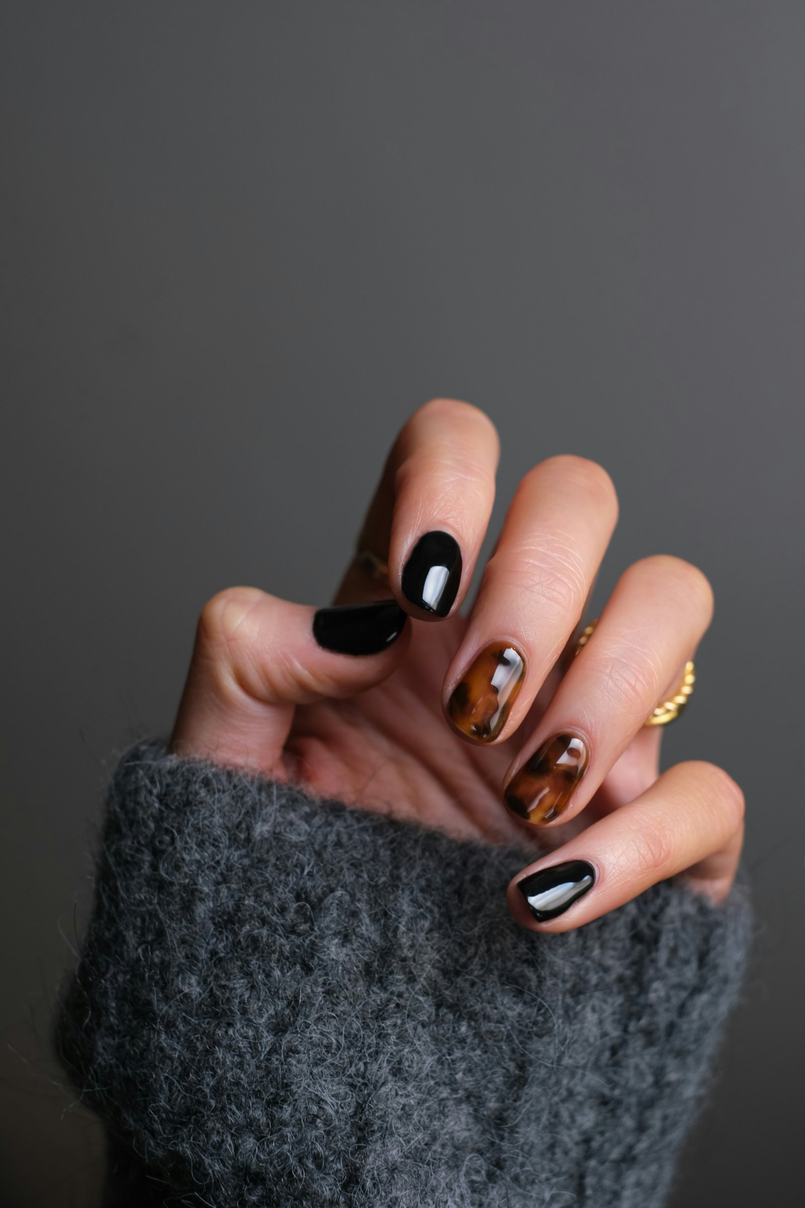 Tortoiseshell Nails